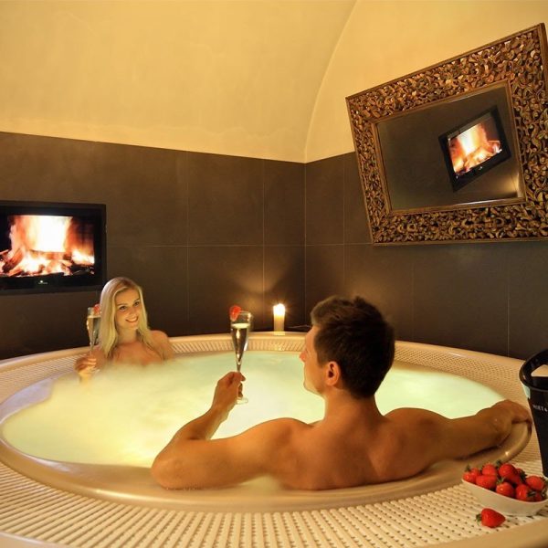 Exkluzivní wellness noc na zámku + 6chodové degustační menu - Obrázek 4