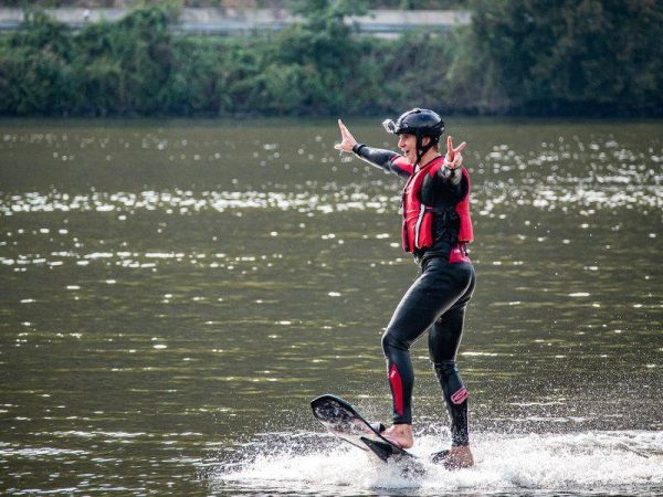 Hoverboard - tryskové prkno