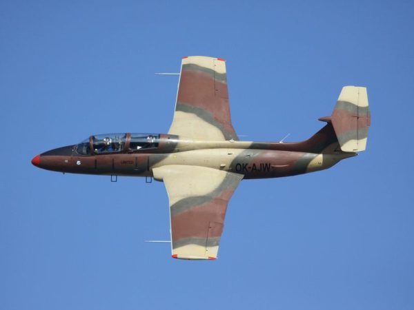 Let stíhačkou L-29