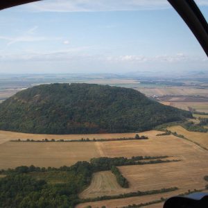 Let ve vrtulníku nad Řípem