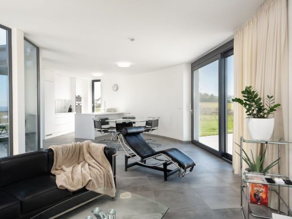 Moderní funkcionalistická vila se soukromým wellness jen pro vás - Obrázek 2