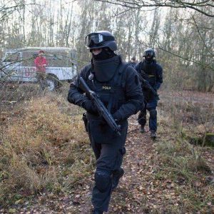 S.W.A.T. trénink + střelba z Kalašnikova ZDARMA