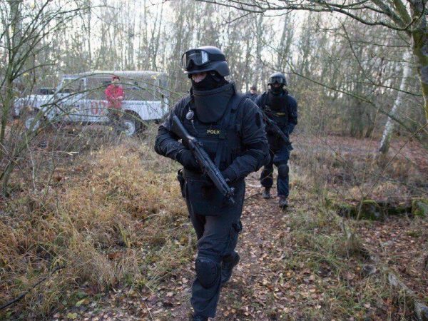 S.W.A.T. trénink + střelba z Kalašnikova ZDARMA